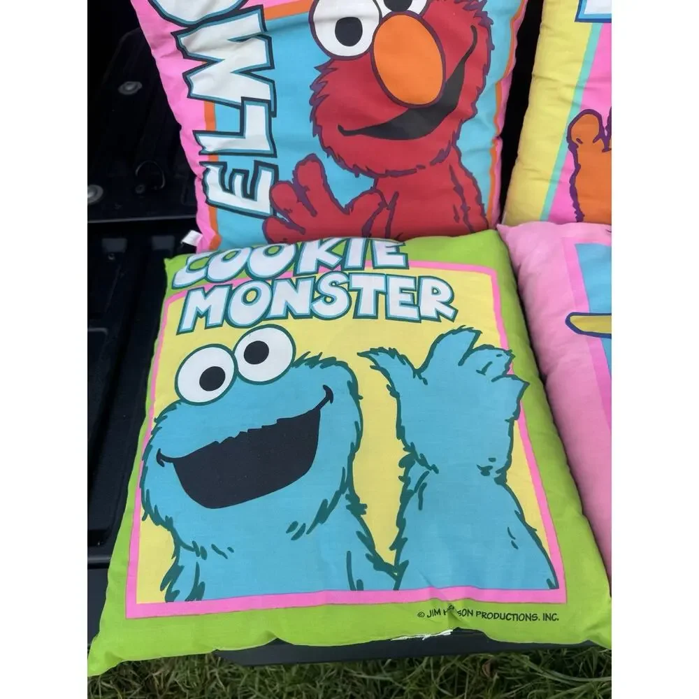 Vintage Sesame Street Decorative Pillow Lot of 4 Square Textured Elmo & Friends